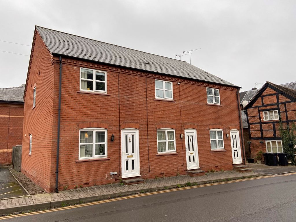 2 bed end terrace house to rent in Tenbury Road, Bromyard HR7, £700 pcm Zoopla