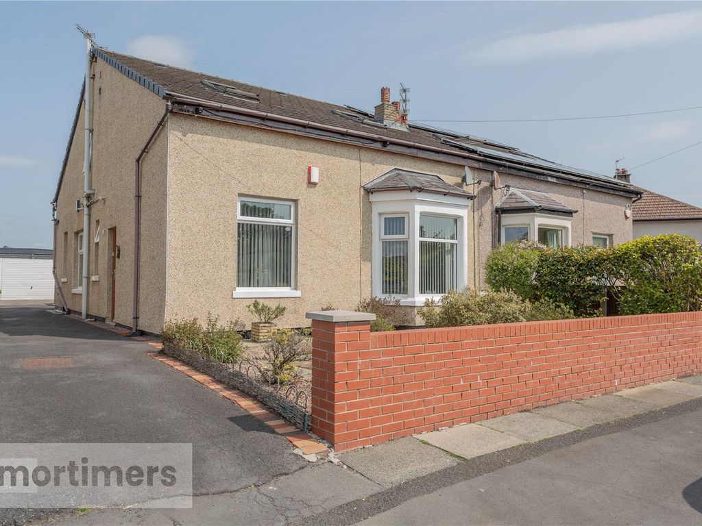 4 bed semidetached house for sale in Moss Hall Road, Accrington