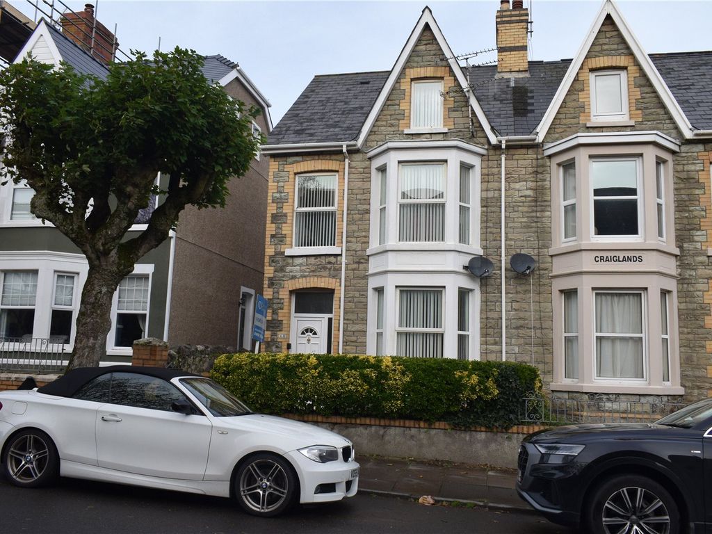 1 bed flat for sale in Victoria Avenue, Porthcawl CF36, £165,000 Zoopla
