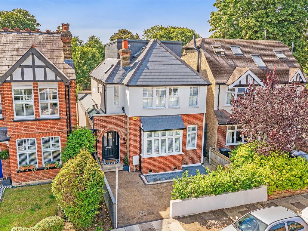 5 bed detached house for sale in Munster Road, Teddington TW11 Zoopla