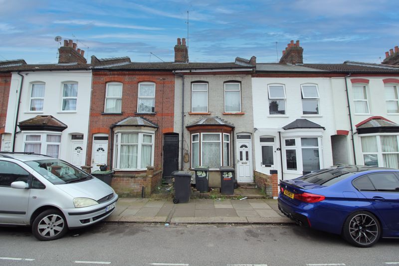 2 bed terraced house for sale in Althorp Road, Luton LU3, £230,000 Zoopla