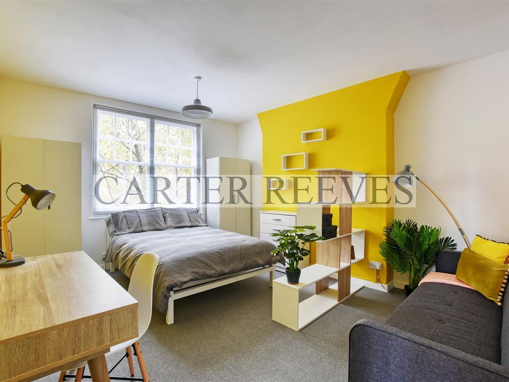 3 bed flat to rent in Tonbridge Street, London WC1H, £3,600 pcm Zoopla