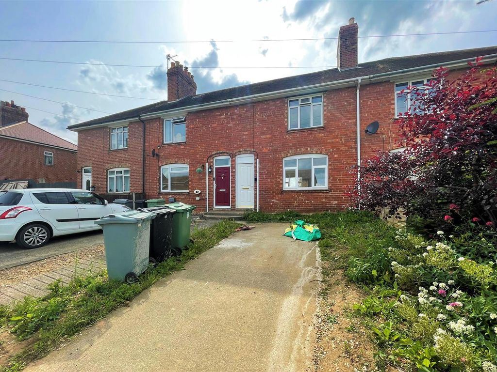 3 bed terraced house for sale in Middle Street, Rippingale, Bourne PE10
