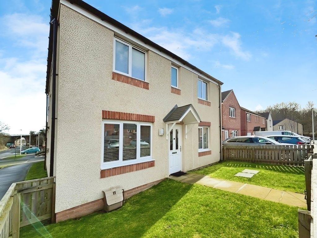 4 bed detached house for sale in Macknight Crescent, By Markinch