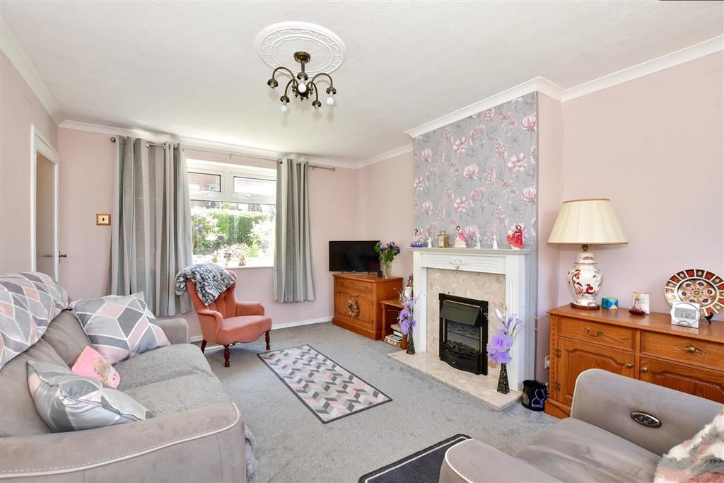 2 bed end terrace house for sale in Sherwood Way, Tunbridge Wells, Kent