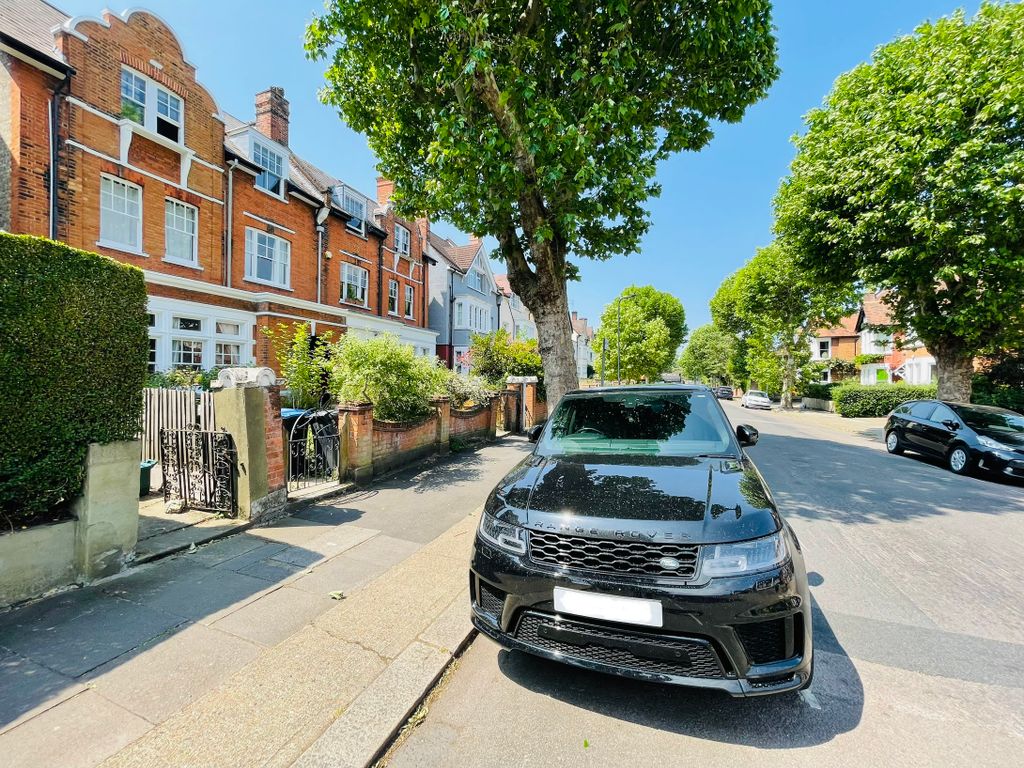 Studio to rent in Dartmouth Road, London NW2, £1,500 pcm Zoopla