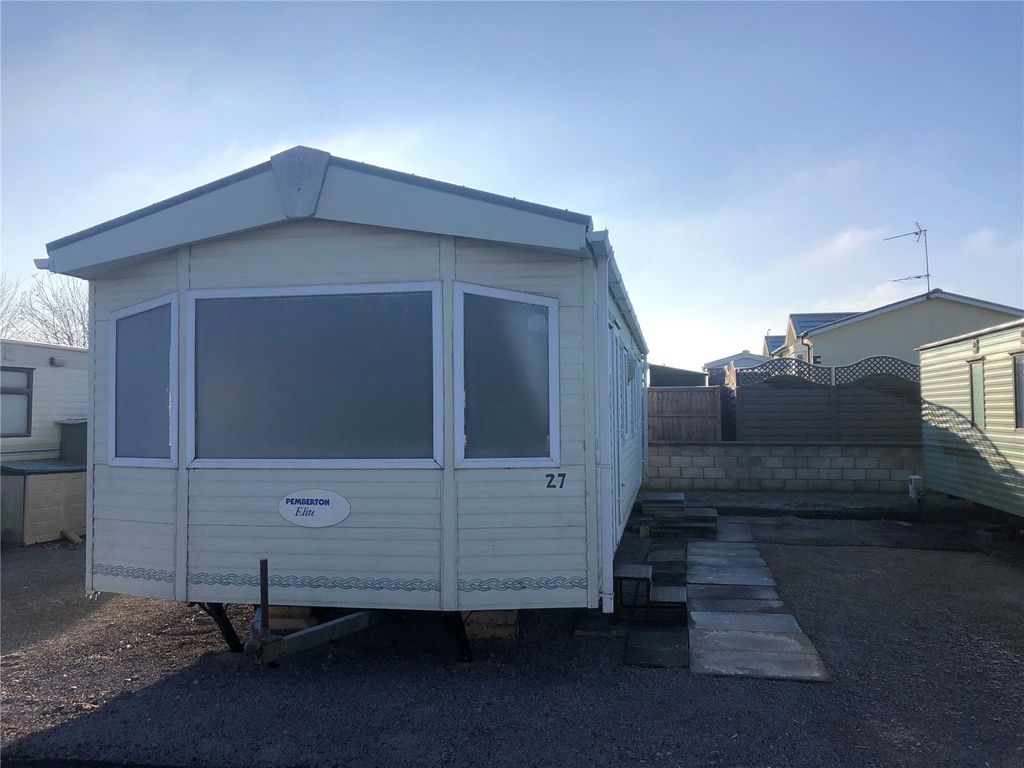 2 bed property for sale in Oxcliffe Road, Heaton With Oxcliffe