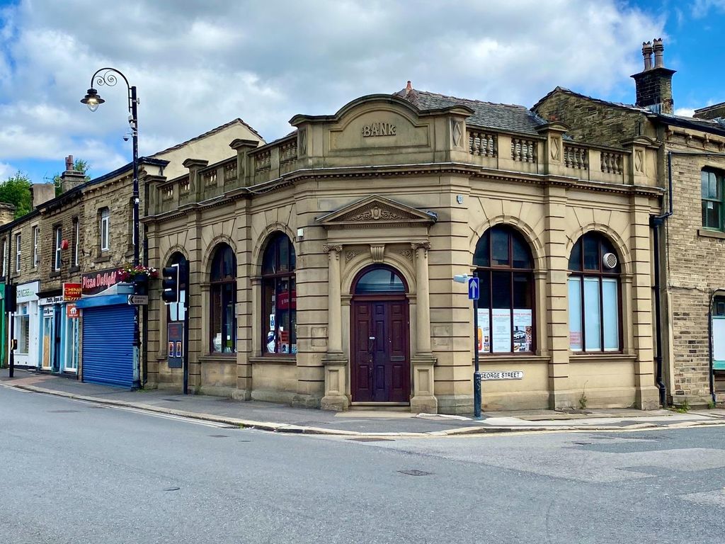 Property for sale in Market Street, Milnsbridge, Huddersfield HD3 Zoopla