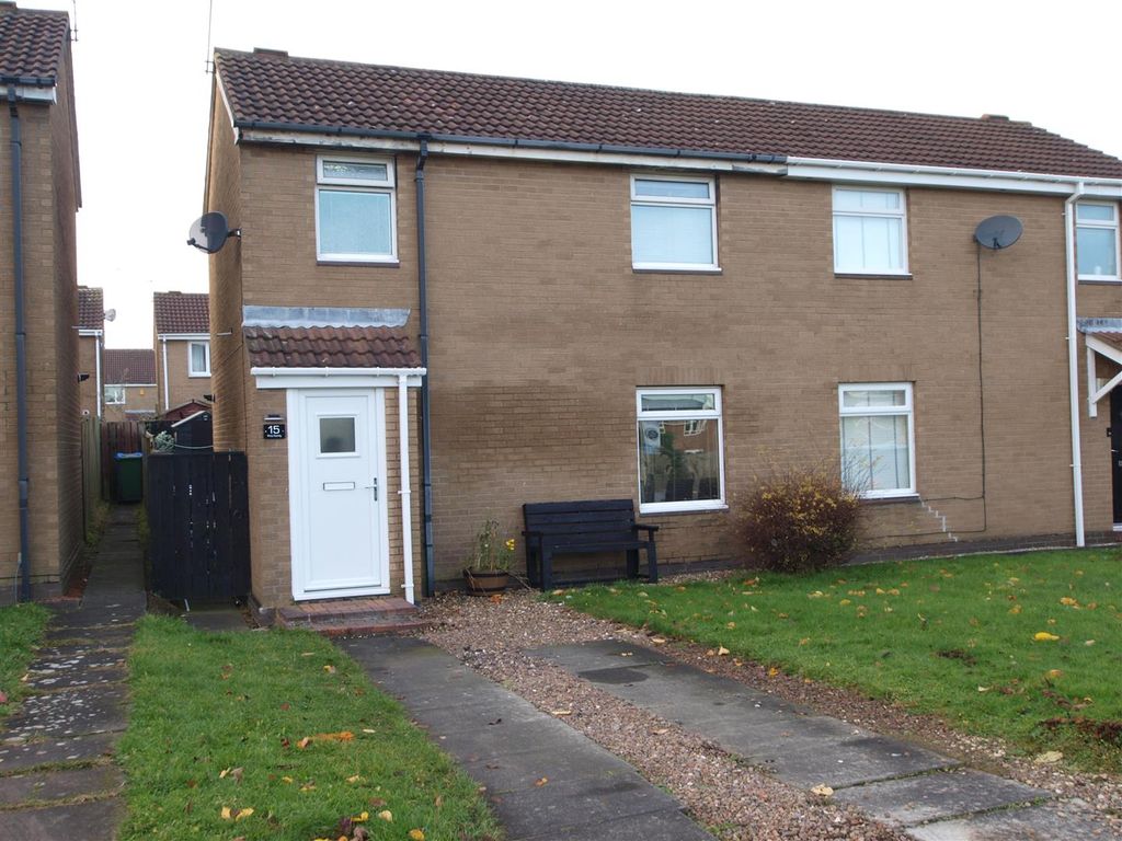 3 bed semidetached house for sale in Hertford Grove, Eastfield Glade