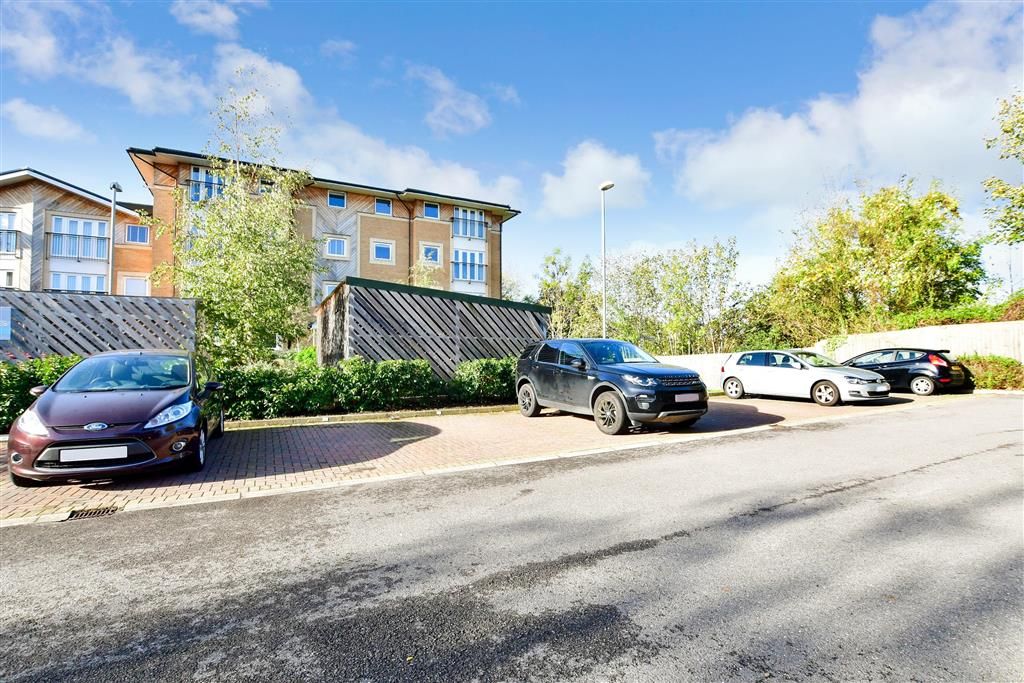 2 bed flat for sale in Stafford Avenue, Hornchurch, Essex RM11 Zoopla