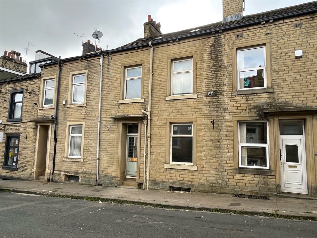 Carlton Street, Halifax, West Yorkshire HX1  