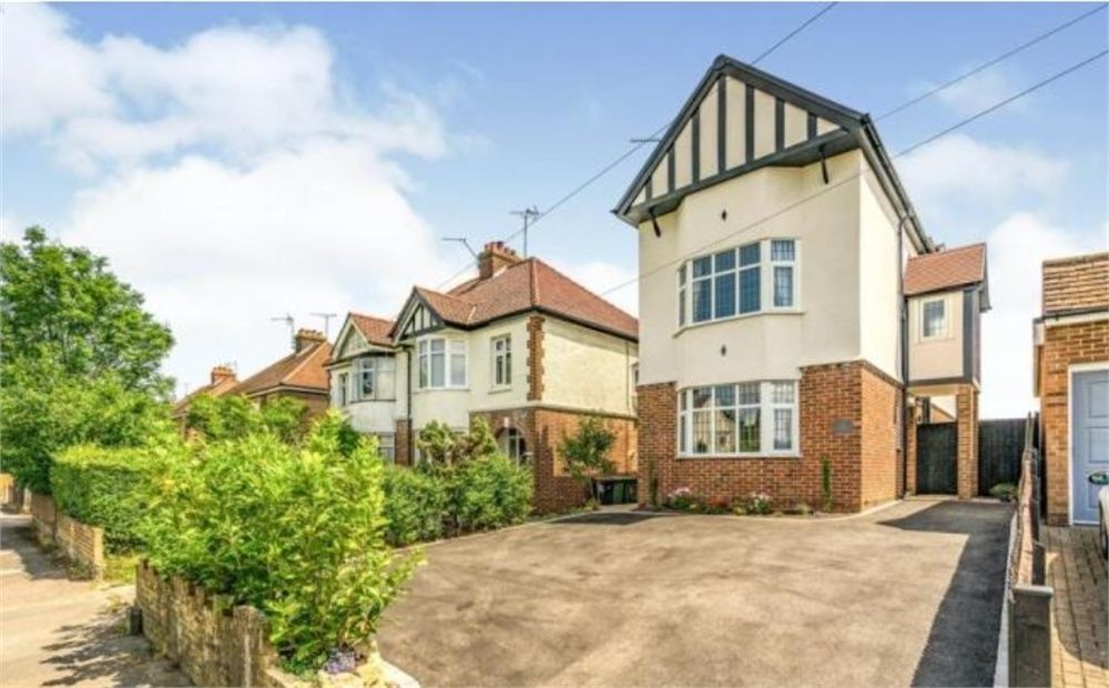 5 bed detached house for sale in Tonbridge Road, Maidstone, Kent ME16