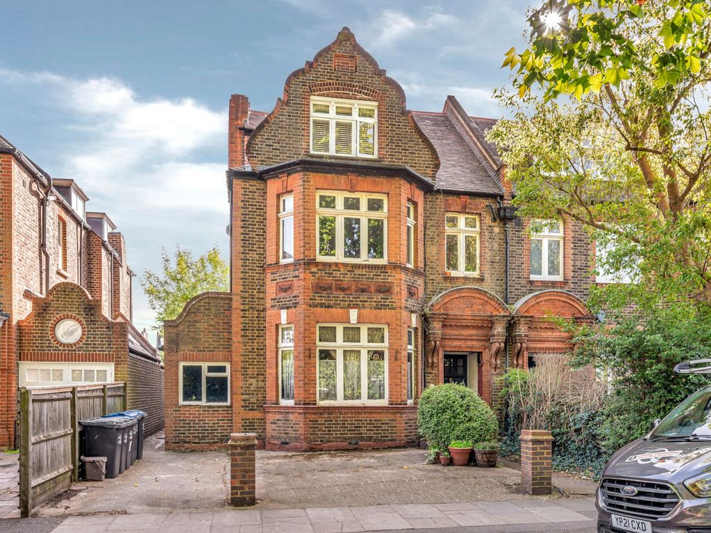 Merton Hall Road, Wimbledon, London SW19  