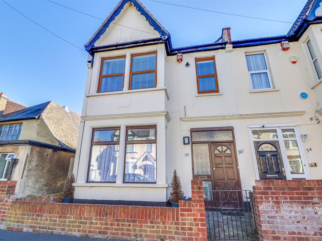 1 bed flat for sale in Southview Drive, WestcliffOnSea SS0 Zoopla