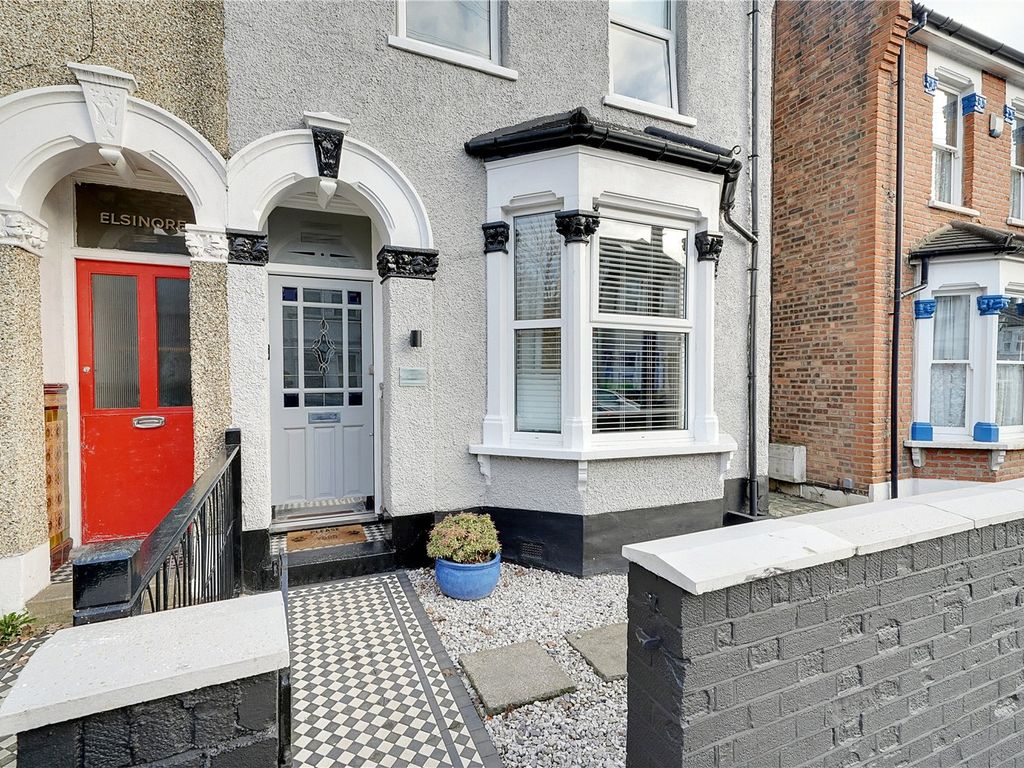 4 bed semidetached house for sale in Fotheringham Road, Enfield EN1, £