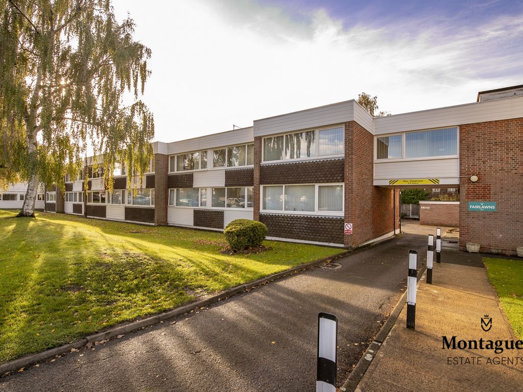 Fairlawns, Epping CM16