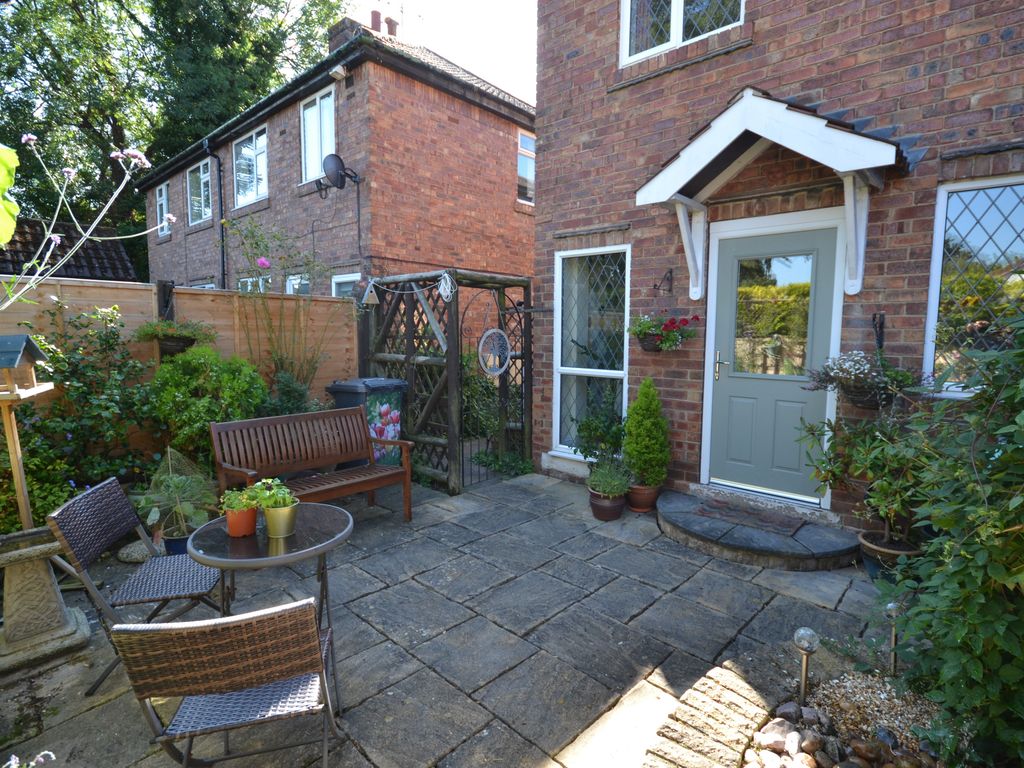 3 bed semidetached house for sale in Crossland Gardens, Tickhill