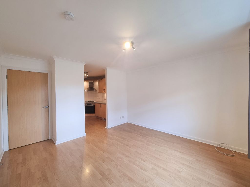 2 bed flat to rent in Grandholm Crescent, Bridge Of Don, Aberdeen AB22