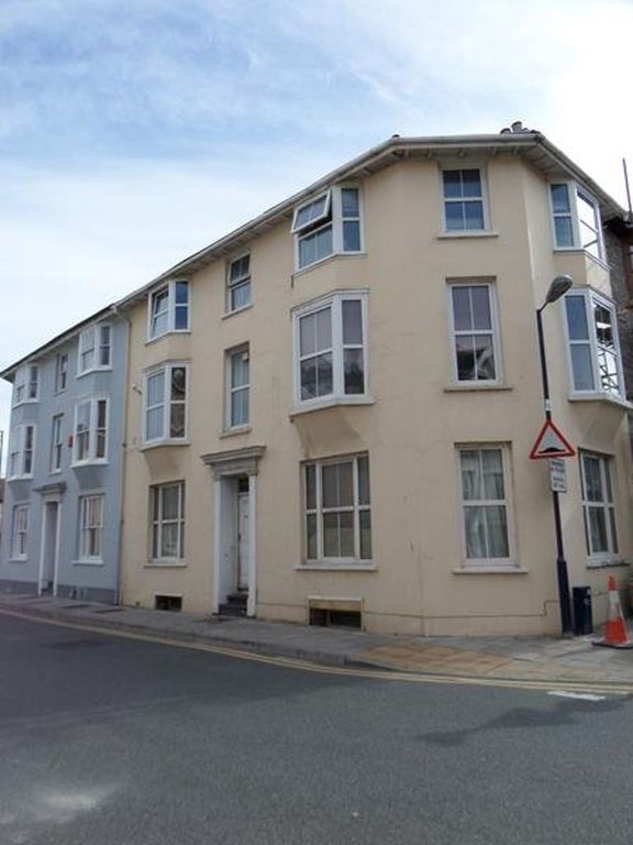 1 bed flat to rent in Queens Road, Aberystwyth SY23, £615 pcm Zoopla