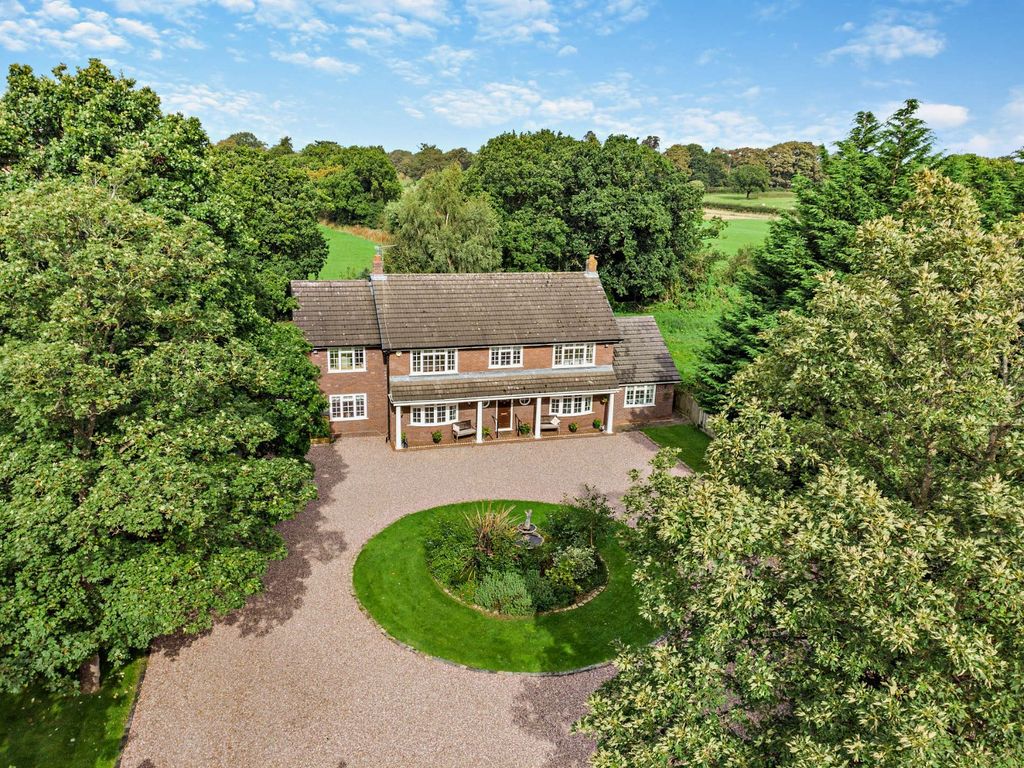 6 bed detached house for sale in Margarets Lane, Childer Thornton