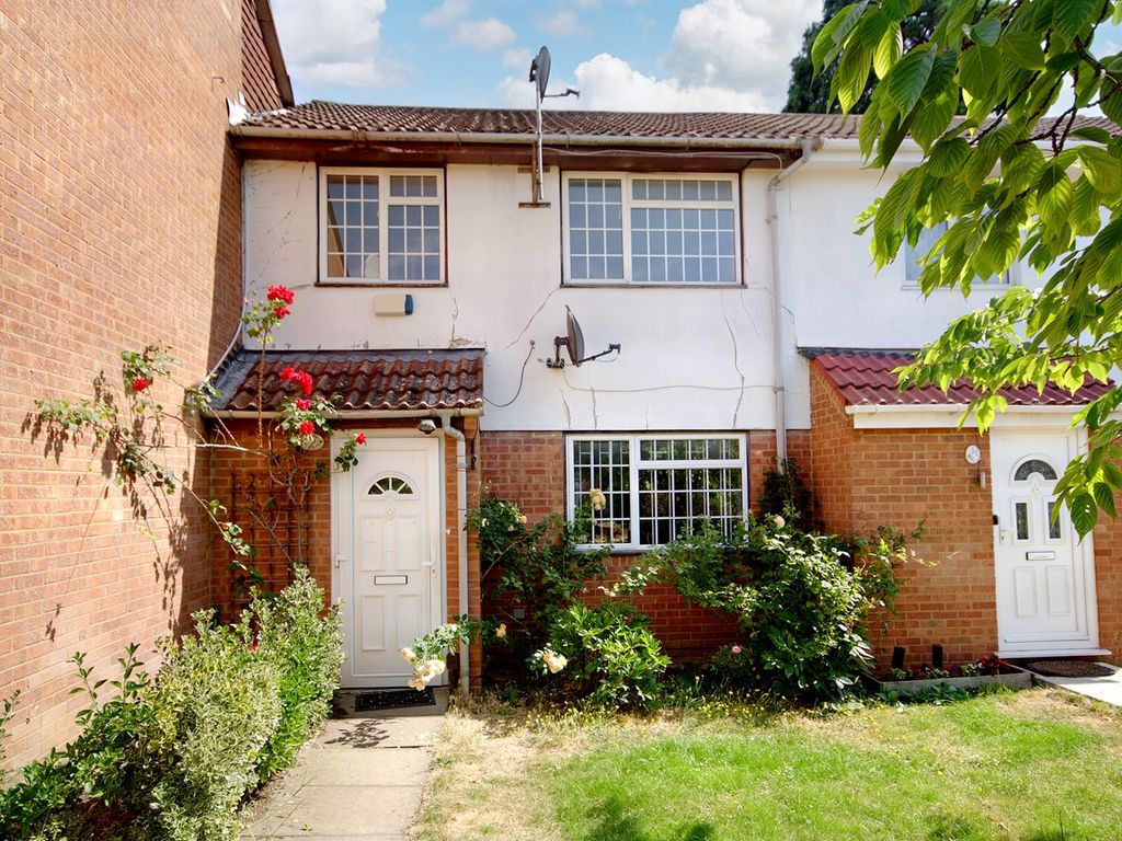 3 bed terraced house for sale in Brambles Farm Drive, Uxbridge UB10 Zoopla