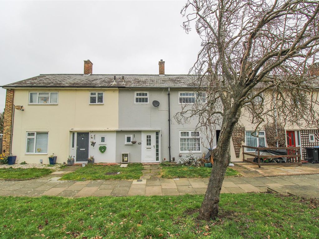 3 bed terraced house for sale in Broomfield, Harlow CM20 Zoopla
