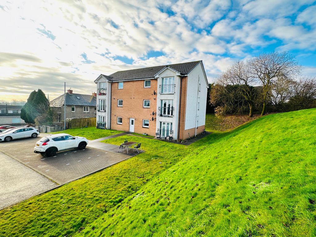 2 bed flat for sale in Caledonian Gate, Coatbridge ML5, £105,000 Zoopla