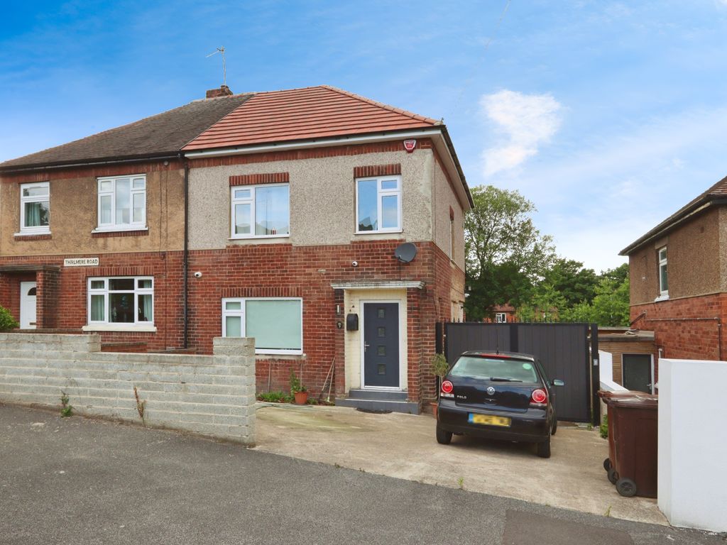 3 bed semidetached house for sale in Thirlmere Road, Wakefield WF2, £