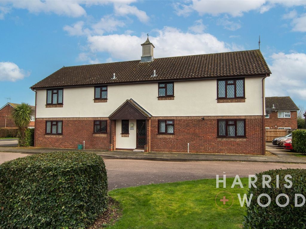 2 bed flat for sale in Stour View Avenue, Mistley, Manningtree, Essex