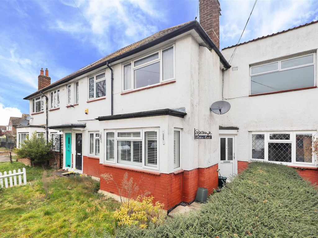 2 bed for sale in Elm Avenue, Ruislip HA4 Zoopla