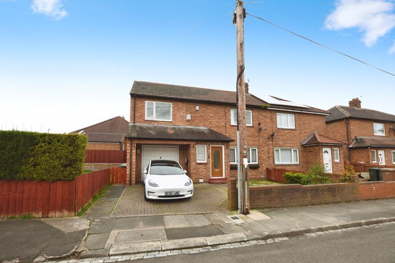 3 bed semidetached house for sale in Meadow Drive, Seaton Burn, Newcastle Upon Tyne NE13, £