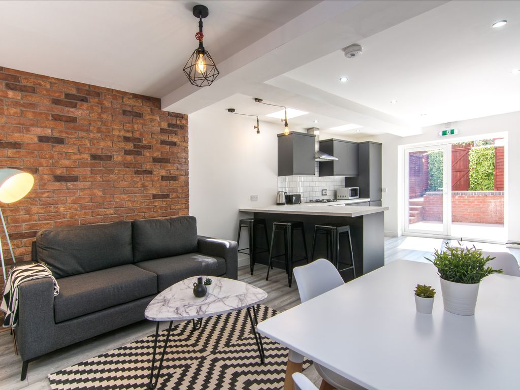 5 bed terraced house to rent in Hollis Road, Stoke, Coventry CV3 Zoopla