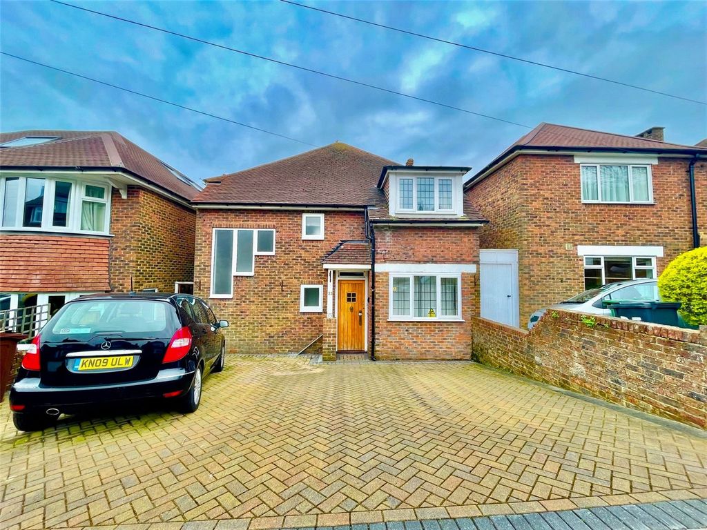 3 bed detached house for sale in Osborne Road, Old Town, Eastbourne