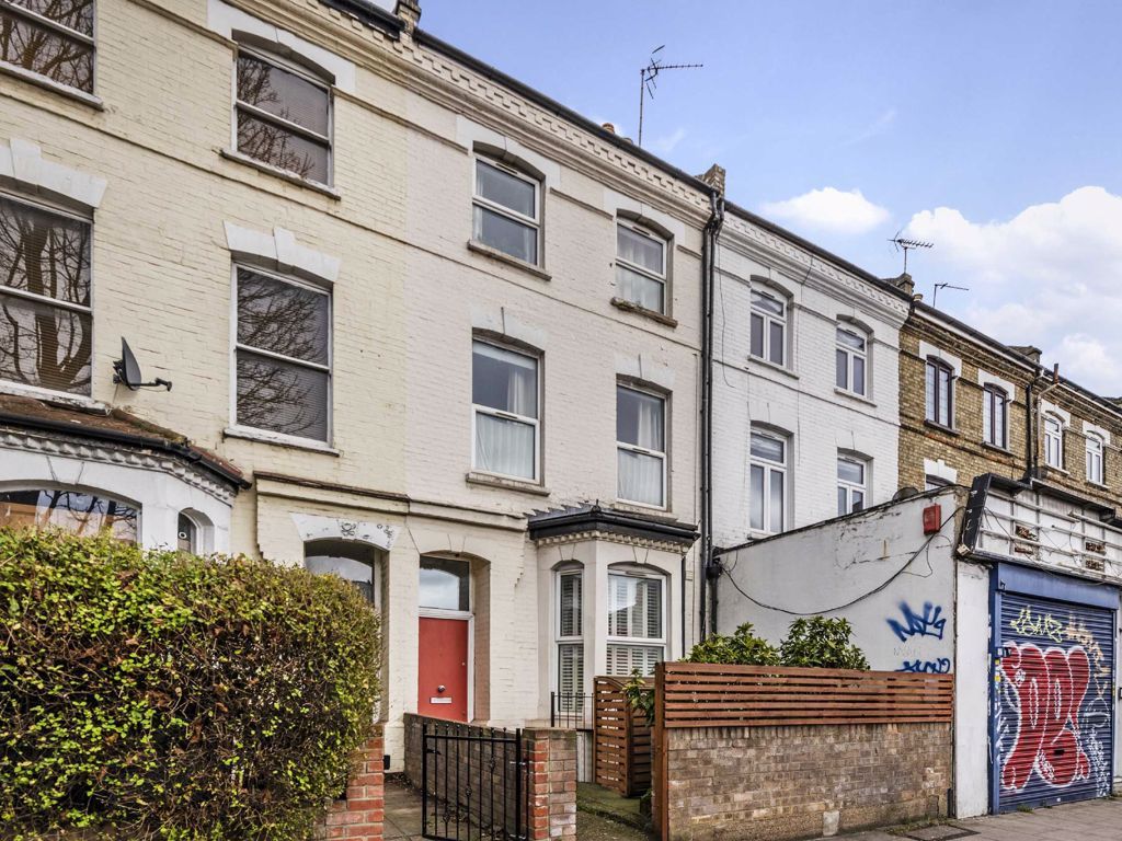 2 bed flat for sale in Blackstock Road, London N4 Zoopla