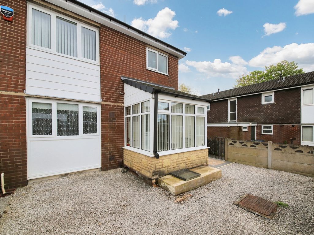 3 bed semidetached house for sale in Grampian Way, Platt Bridge, Wigan