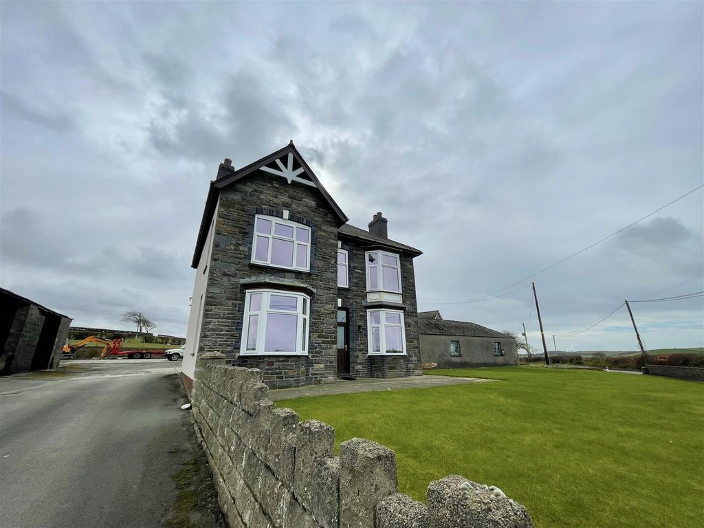 4 bed farm for sale in Llanfarian, Aberystwyth SY23 Zoopla