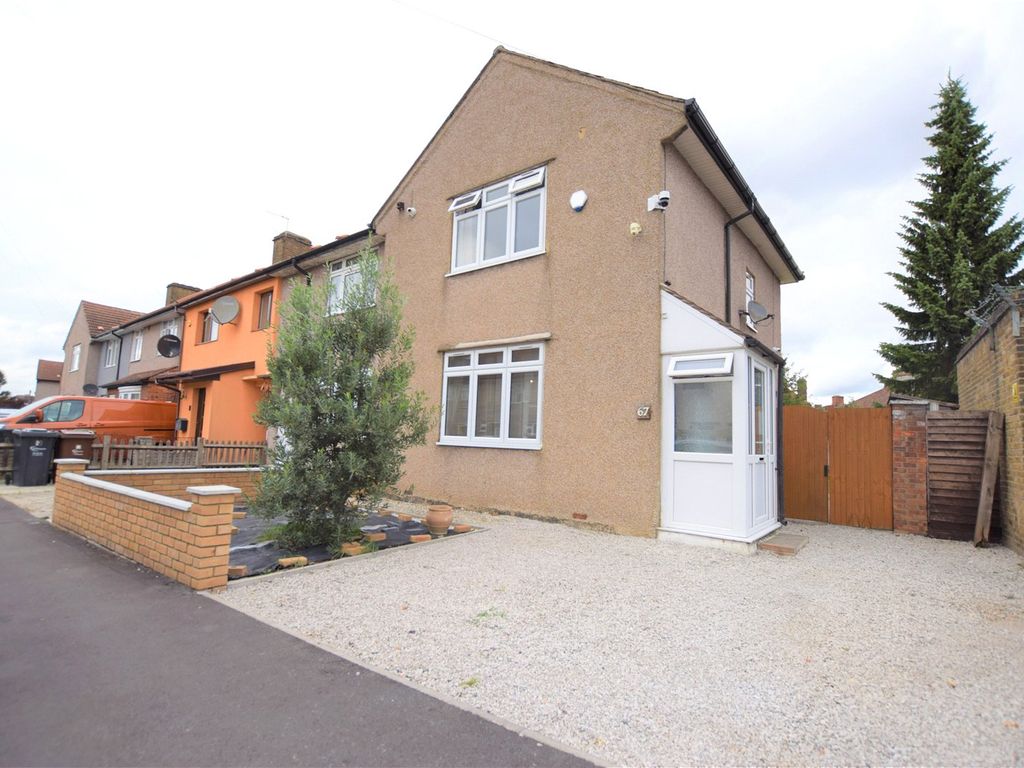 3 bed end terrace house for sale in Lindisfarne Road, Dagenham RM8 Zoopla