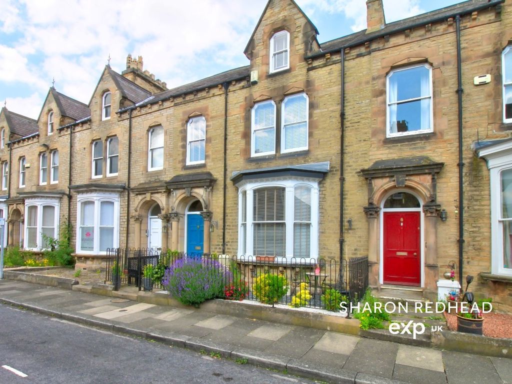 5 bed town house for sale in Victoria Avenue, Auckland DL14 Zoopla