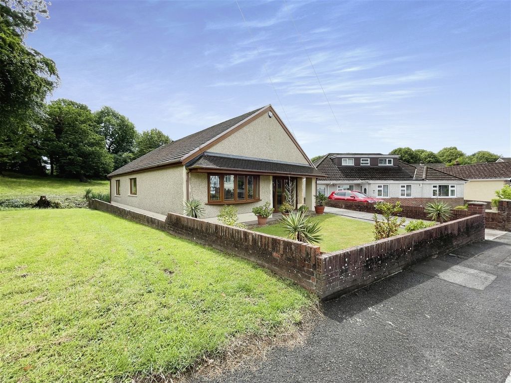 3 bed bungalow for sale in Tir Onen, Baglan, Port Talbot SA12 Zoopla