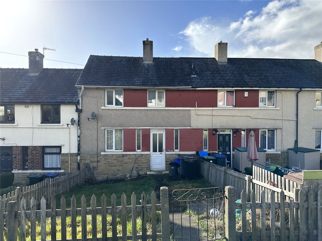 2 bed terraced house for sale in Kent Road, Bingley, West Yorkshire