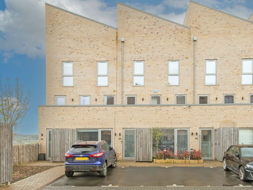 2 bed terraced house for sale in Lescar Road, Waverley S60, £200,000