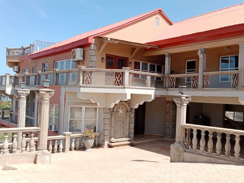 6 bed villa for sale in Tujereng, Brikama, Gambia, £350,000 Zoopla