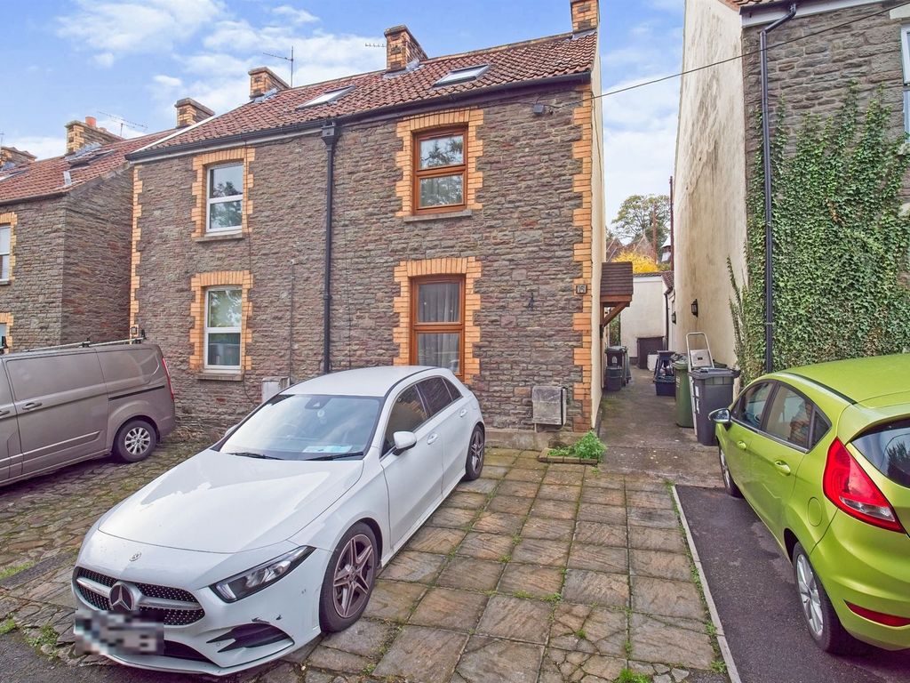 2 bed semidetached house for sale in Camp View, Winterbourne Down