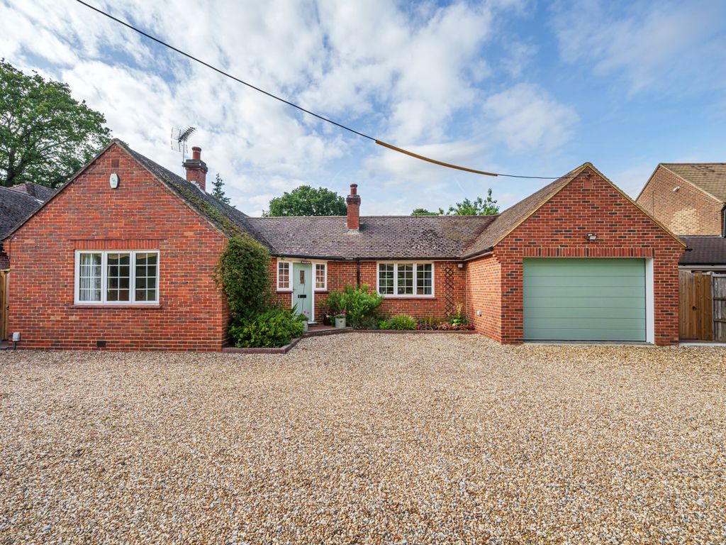 3 bed bungalow for sale in Sandy Lane, Farnborough, Hampshire GU14, £