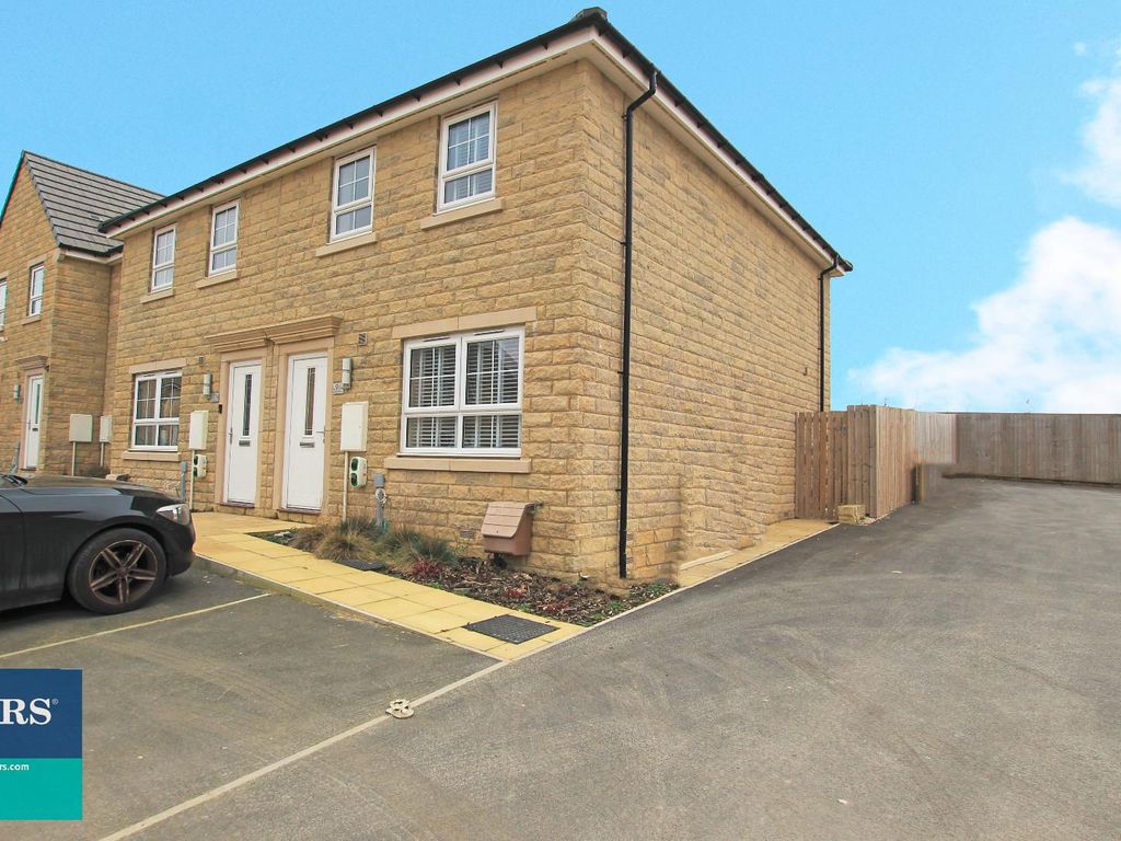 3 bed property to rent in Fetlock Drive, Bradford BD2 Zoopla