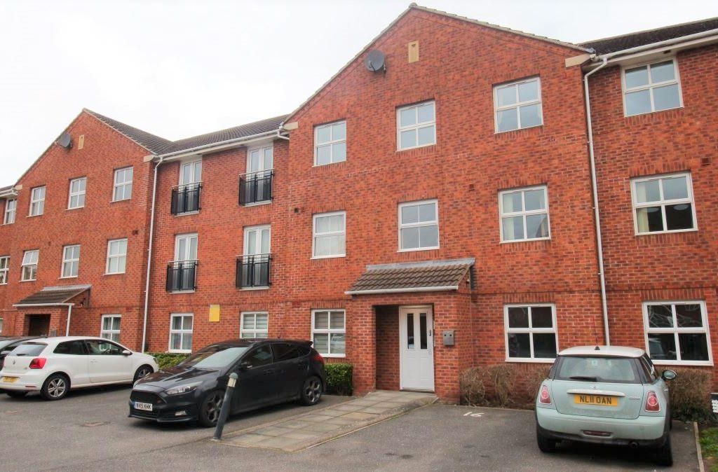 2 bed flat to rent in 2 Bedroom Apartment, Welland Road, Hilton DE65, £