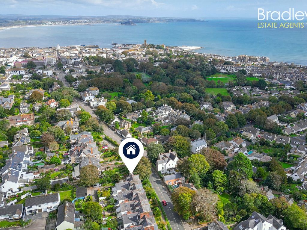 5 bed end terrace house for sale in Greenbank, Penzance, Cornwall TR18