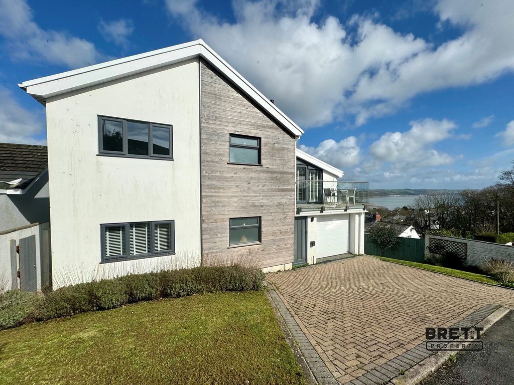 4 bed detached house for sale in Bevelin Hall, Saundersfoot