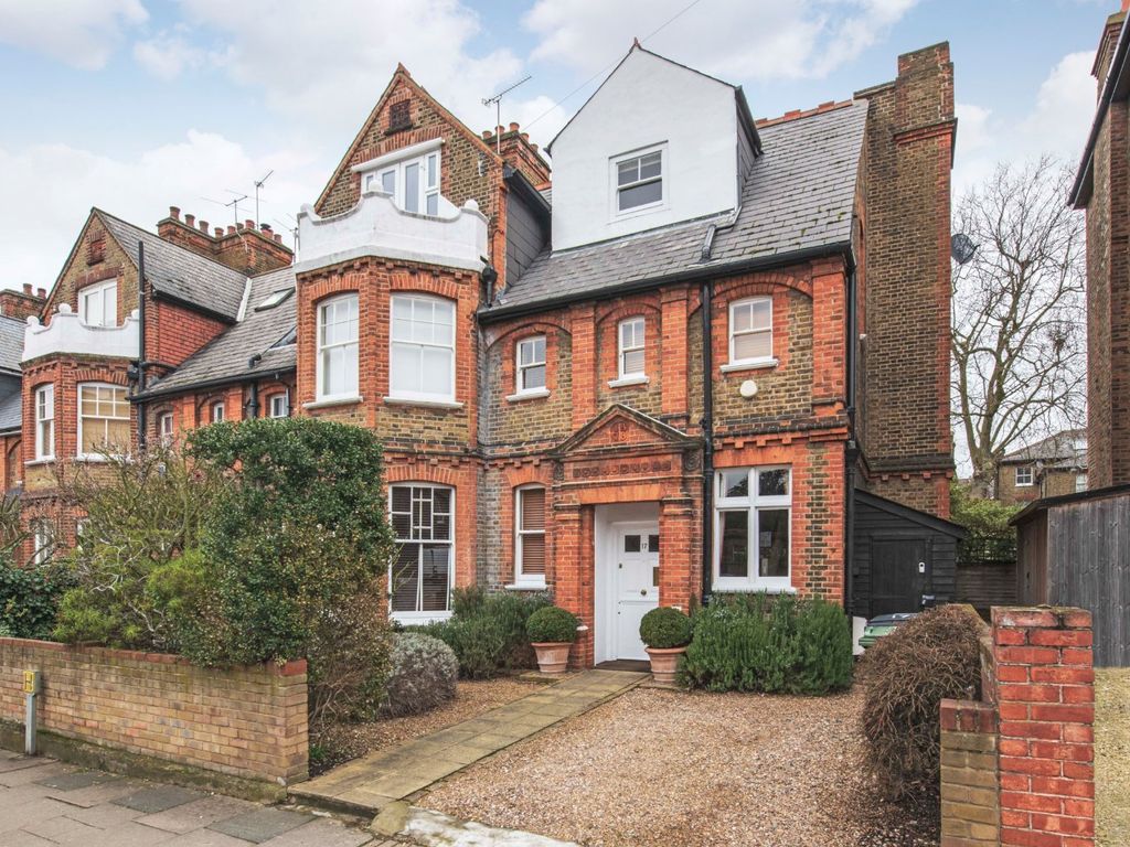 6 bed semidetached house for sale in Kirkstall Road, London SW2, £