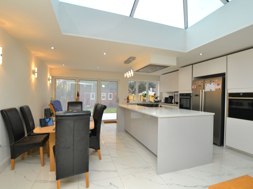 Jersey Road, Hounslow TW5  